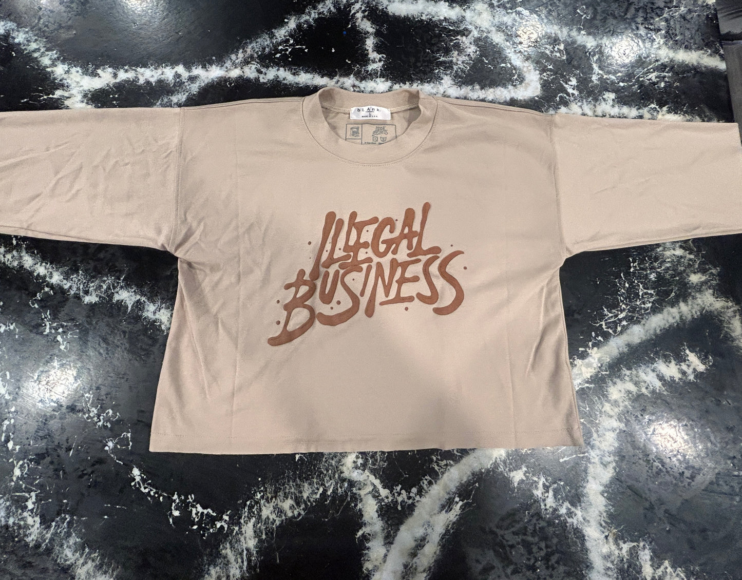 Illegal Business Logo SET Shirt & Shorts - Brown/Brown